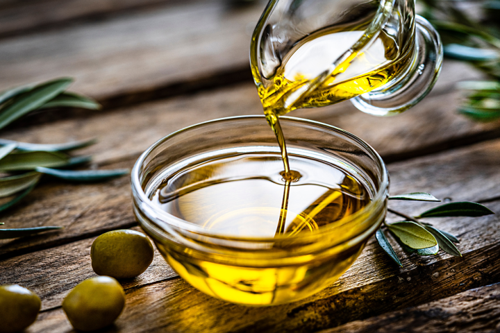 Esperienze Degustazione Olio in Italia con Divinea.com